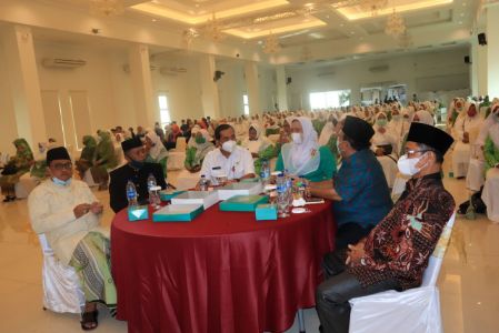 Suasana pelantikan PAC beserta Ranting Fatayat NU Kota Lubuklinggau. FOTO :VIRALSUMSEL.COM 
