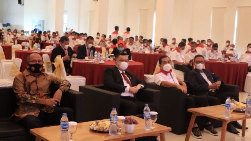 Wali Kota Lubuklinggau ,H SN Prana Putra Sohe menghadiri pelantikan sekaligus pengukuhan pengurus KONI Kota Lubuklinggau masa bhakti 2021-2025. FOTO : VIRALSUMSEL.COM