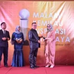 Berikan Gaji Pada Masyarakat, Senator Amaliah Terima Penghargaan Wanita Inspirasi 2019