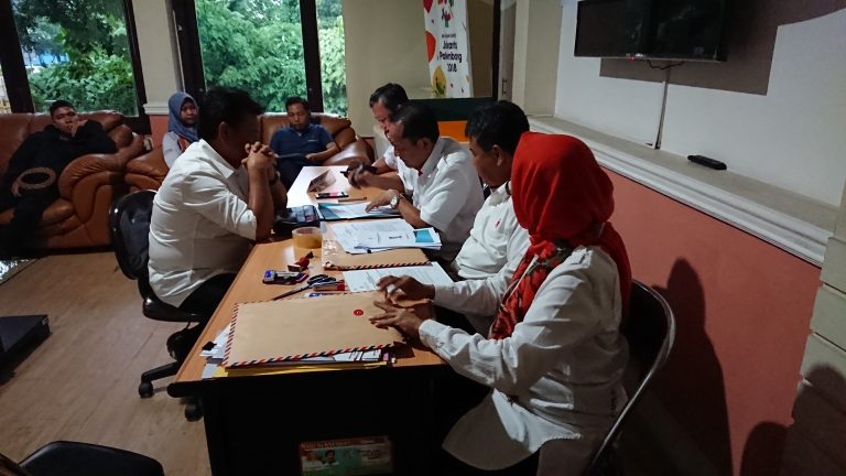 Injury Time Dhennie Zainal Kembalikan Formulir Calon Ketua KONI