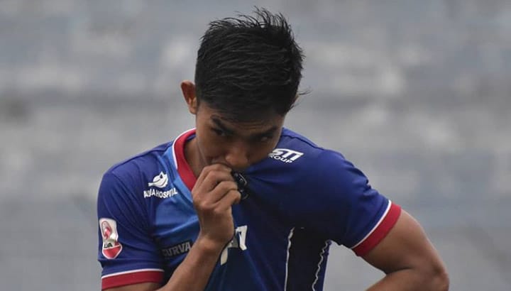 Firman Septian kapten PSPS Riau resmi milik Sriwijaya FC. FOTO :VIRALSUMSEL.COM