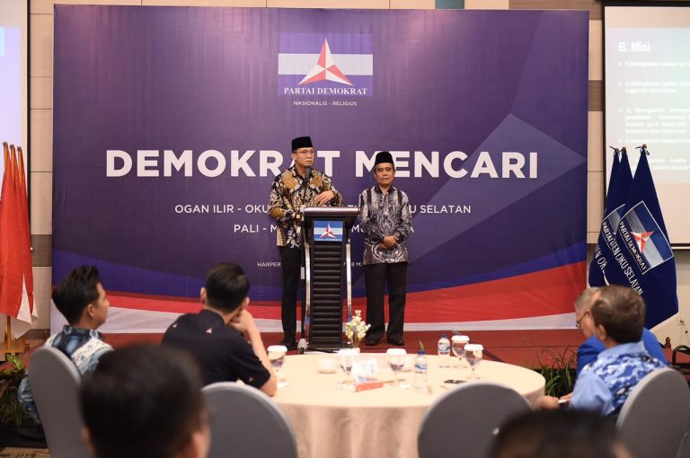 AW Noviadi-Ardani paparan visi misi di Partai Demokrat. FOTO : VIRALSUMSEL.COM