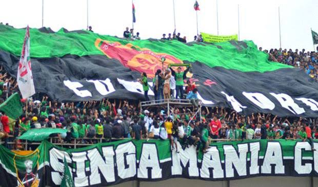 Singa Mania supporter Sriwijaya FC berharap Liga 2 2020 tetap dilanjutkan. FOTO : VIRALSUMSEL.COM