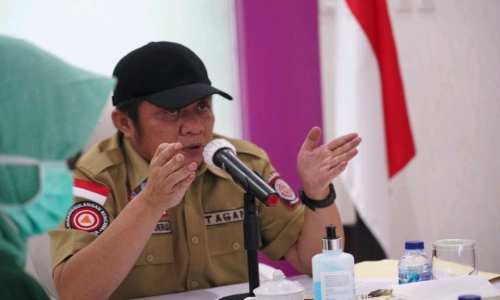Gubernur Sumatera Selatan H Herman Deru. FOTO : VIRALSUMSEL.COM