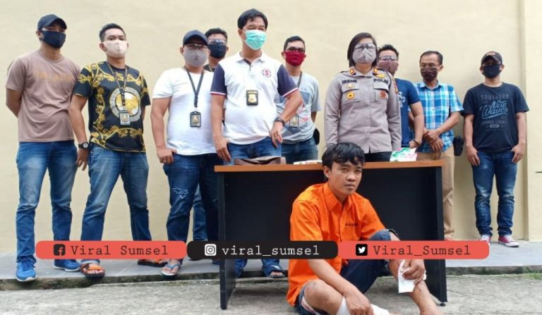 Rodi Saputra tersangka pencurian mobil diamankan tim Buser Polsek Kalidoni. FOTO :VIRALSUMSEL.COM