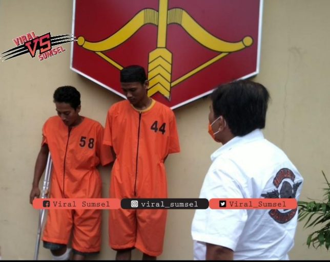 Personel Punisher Unit 4 Subdit III Jatanras Ditreskrimum Polda Sumsel ungkap kasus pencurian motor di RS Pertamina. FOTO :VIRALSUMSEL.COM