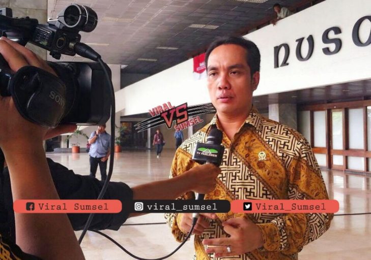 Fauzi Amro anggota DPR RI Fraksi Nasdem Dapil Sumsel. FOTO :VIRALSUMSEL.COM