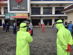 Wali Kota Lubuklinggau, H SN Prana Putra Sohe bersama istri, Hj Yetti Oktarina Prana kunjungi Rumah Sehat Silampari. FOTO :VIRALSUMSEL.COM