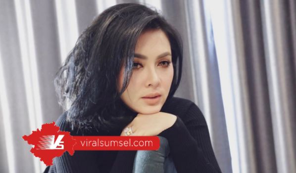 Syahrini salah satu artis papan atas tanah air. FOTO : IG PRINCESSYAHRINI