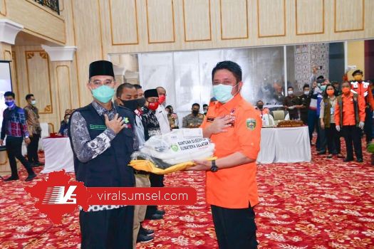 Gubernur Sumsel H.Herman Deru bersama Bupati Musi Rawas H Hendra Gunawan. FOTO :VIRALSUMSEL.COM