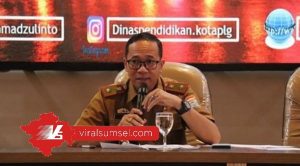 Ahmad Zulinto Kepala Dinas Pendidikan Kota Palembang. FOTO : VIRALSUMSEL.COM