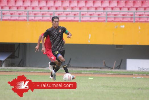 Firman Septian playmaker Sriwijaya FC. FOTO :VIRALSUMSEL.COM