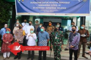 Gubernur Sumsel H Herman Deru bersama Deputi Bidang Produk Wisata dan Penyelenggaraan Kegiatan Kemenparekraf Rizki Handayani. FOTO : VIRALSUMSEL.COM