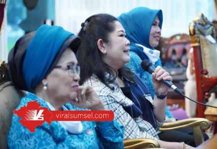 Febrita Lustia Herman Deru, Ketua TP PKK Provinsi Sumsel. FOTO : VIRALSUMSEL.COM