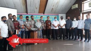 Anggota Komisi III DPRD Kabupaten Empat Lawang kunker ke KONI Sumsel. FOTO :VIRALSUMSEL.COM