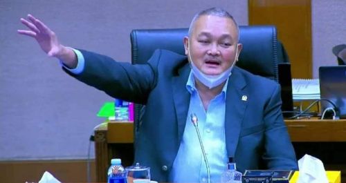 Alex Noerdin Wakil Ketua Komisi VII DPR RI. FOTO : TV PARLEMEN
