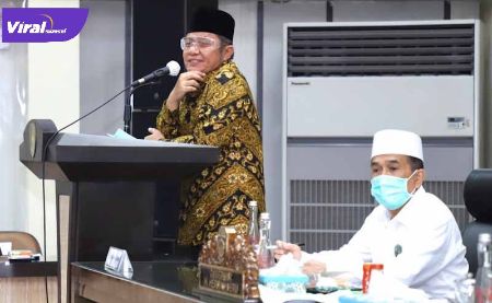 Gubernur Sumsel H Herman Deru dan Ketua IPHI Provinsi Sumsel Dr. H. Akhmad Najib S.H. M. Hum. FOTO : VIRALSUMSEL.COM
