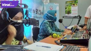 TP PKK Kecamatan Bayung Lencir Kabupaten Musi Banyuasin inisiasi program belajar dari rumah lewat radio. FOTO :VIRALSUMSEL.COM