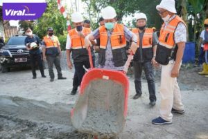 Gubernur Sumatera Selatan H Herman Deru. FOTO : VIRALSUMSEL.COM