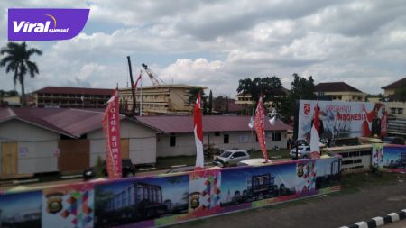 Proyek pembangunan Gedung Polda Sumatera Selatan. FOTO : VIRALSUMSEL.COM