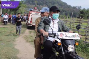 Gubernur Sumsel H Herman Deru bonceng Bupati OKU Kuryana Aziz. FOTO : VIRALSUMSEL.COM