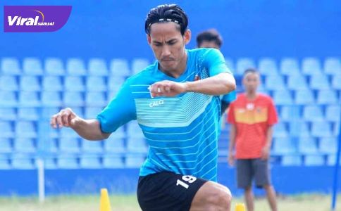 Ambrizal defender Sriwijaya FC. FOTO : IG