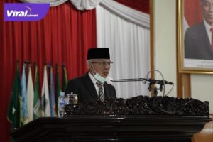 H Mawardi Yahya Wakil Gubernur Sumatera Selatan hadiri Paripurna DPRD Provinsi Sumsel. FOTO :VIRALSUMSEL.COM