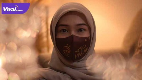 Mayumi Itsuwa Asisten Manajer Sriwijaya FC. FOTO : IG