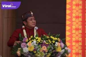 H Herman Deru Gubernur Sumatera Selatan. FOTO :VIRALSUMSEL.COM