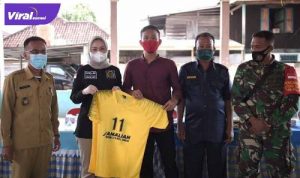 Amaliah Sobli S.KG MBA Anggota DPD RI Dapil Sumsel reses di Desa Talang Taling, Kecamatan Gelumbang, Kabupaten Muara Enim. FOTO : VIRALSUMSEL.COM