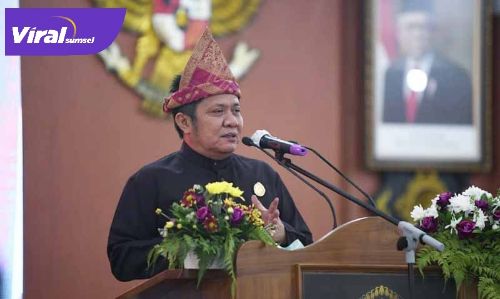 Gubernur Sumatera Selatan H Herman Deru. FOTO :VIRALSUMSEL.COM