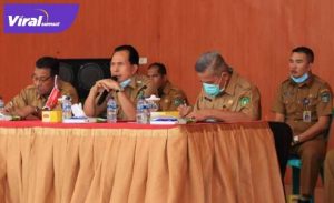 Walikota Prabumulih Ir H Ridho Yahya MM memimpin mediasi terakhir dengan pedagang ikan Pasar Basah di PTM. FOTO : VIRALSUMSEL.COM