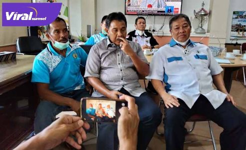 Dari kanan Ketua PSAWI Sumsel Asnawi P Ratu dan Sekretaris PSAWI Sumsel, Lidayanto. FOTO :VIRALSUMSEL.COM