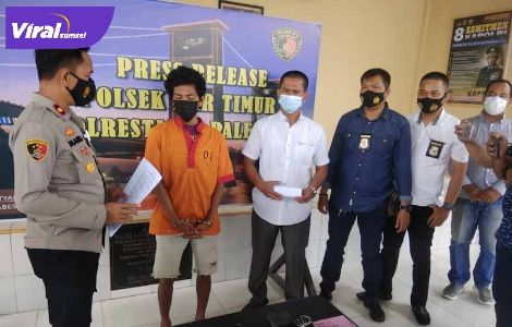 DS tersangka pencurian ditangkap anggota Reskrim Polsek Ilir Timur II. FOTO : VIRALSUMSEL.COM