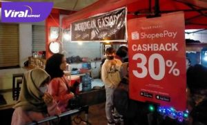 Suasana Angkringan Gas Kuy di Lorok Pakjo Palembang. FOTO : NOVSY OPSESA UIN