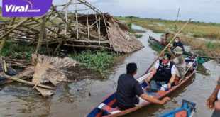 Gubernur Sumsel H Herman Deru meninjau lokasi bencana alam puting beliung di Ogan Ilir. FOTO : VIRALSUMSEL.COM