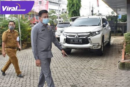 Zainal Abidin Ketua DPRD Kota Palembang. FOTO : VIRALSUMSEL.COM