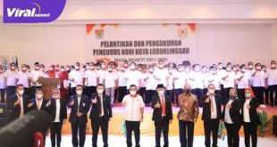 Wali Kota Lubuklinggau ,H SN Prana Putra Sohe menghadiri pelantikan sekaligus pengukuhan pengurus KONI Kota Lubuklinggau masa bhakti 2021-2025. FOTO : VIRALSUMSEL.COM