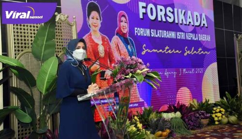 Ketua TP PKK Kota Lubuklinggau yang juga Ketua Forsikada Sumsel, Hj Yetti Oktarina Prana. FOTO : VIRALSUMSEL.COM