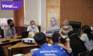 Amaliah Sobli Anggota DPD RI jelaskan Empat Pilar Berbangsa dan Bernegara. FOTO : VIRALSUMSEL.COM