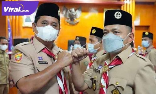 Bupati Banyuasin Askolani hadiri pelantikan Kepenggurusan Satuan Karya Pramuka Kalpataru Dinas Lingkungan Hidup Kabupaten Banyuasin Masa Bhakti Tahun 2021-2026. FOTO : VIRALSUMSEL.COM