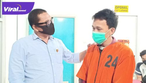 S pelaku curas diringkus Anggota Unit II Subdit III Jatanras Ditreskrimum Polda Sumsel. FOTO : VIRALSUMSEL.COM