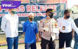 Kapolsek Kemuning Palembang, AKP Heri saat press rilis curanmor. FOTO : VIRALSUMSEL.COM