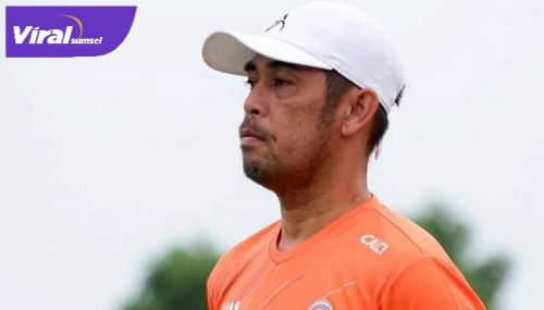 Nil Maizar Pelatih Kepala Sriwijaya FC. FOTO : VIRALSUMSEL.COM