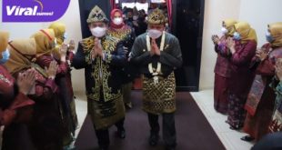 Bupati Banyuasin H Askolani Jasi dan Gubernur Sumsel H Herman Deru dalam HUT Banyuasin ke-19. FOTO : VIRALSUMSEL.COM