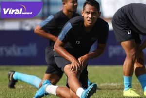 Lucky Wahyu midfielder Persela Lamongan. FOTO : VIRALSUMSEL.COM
