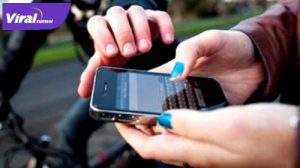 Ilustrasi jambret handphone. FOTO : NET