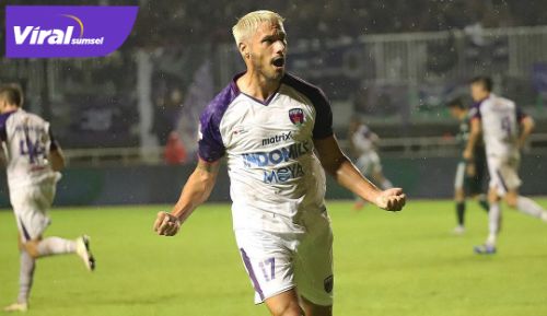Raphael Maitimo pemain naturalisasi. FOTO : IG