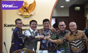 Tim IPDN usai rapat bersama Gubernur Sumsel H Herman Deru (dua kiri), Kamis (27/5/2021). Foto : viralsumsel.com
