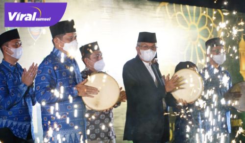 Wakil Gubernur Sumsel H Mawardi Yahya tutup STQH Provinsi Sumsel 2021 di OKU Timur. Foto : viralsumsel.com